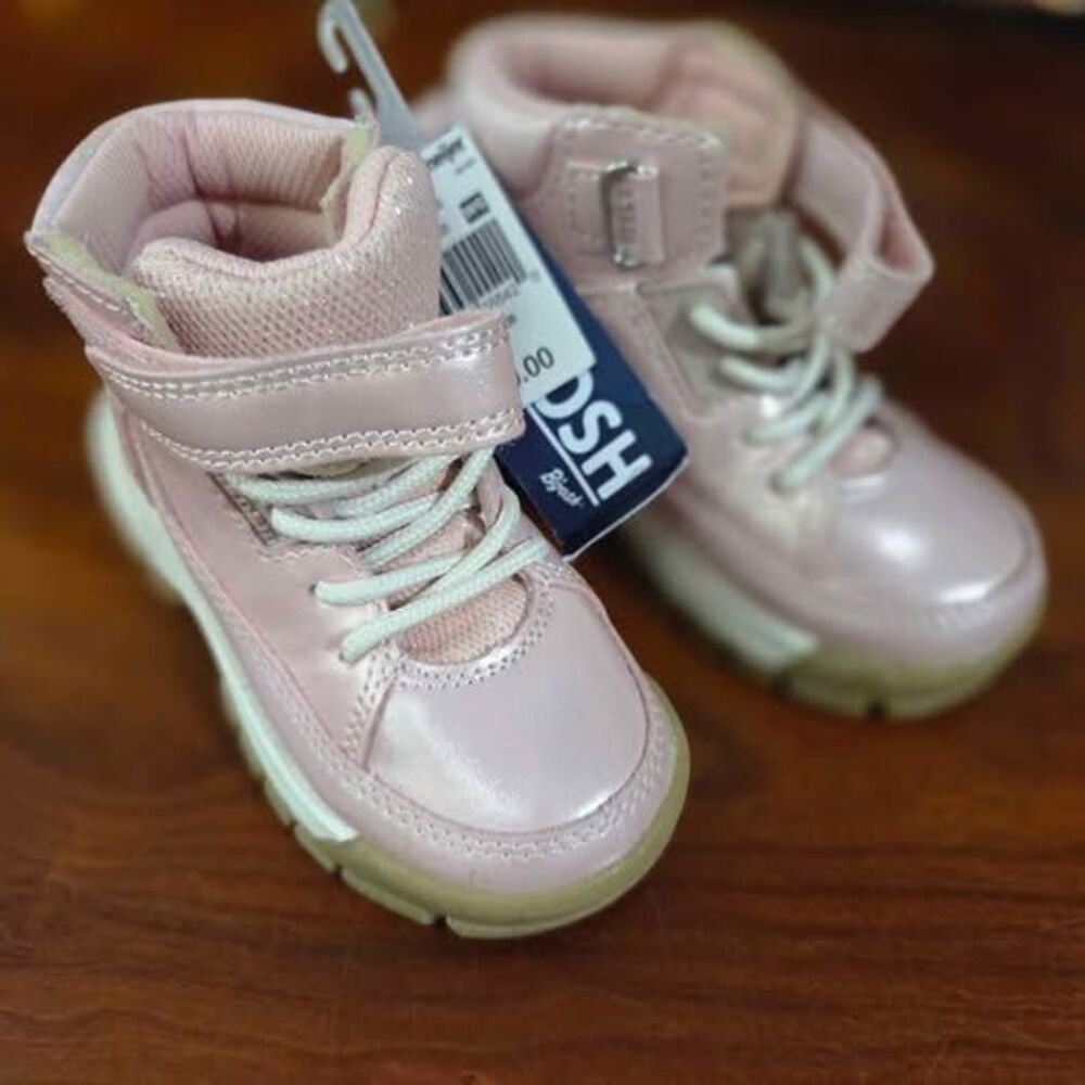 OshKosh B'gosh Toddler Boots Pink Size 7 NWT